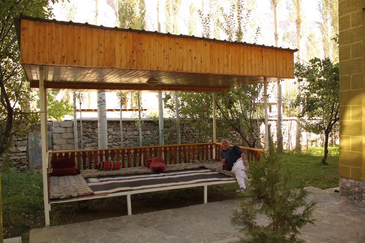 Pamir Alibaba Hotel Khorog Exterior photo