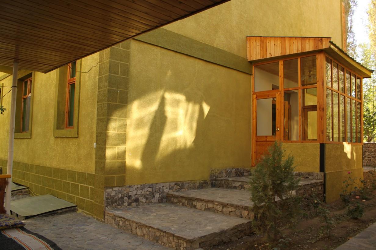 Pamir Alibaba Hotel Khorog Exterior photo